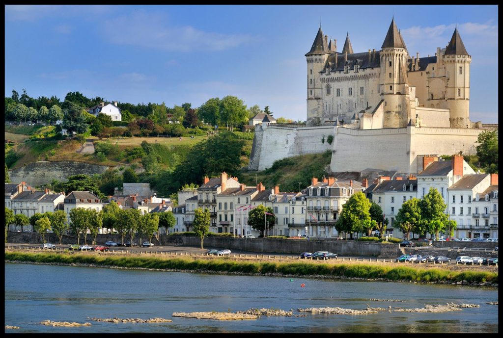 tourist information saumur